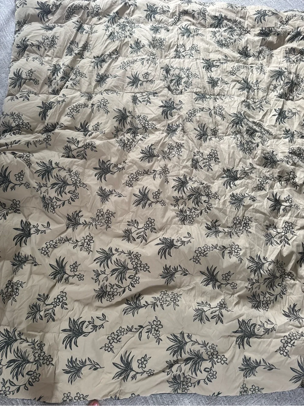 Down Beige Floral Quilted Comforter Botanical Print Full Queen